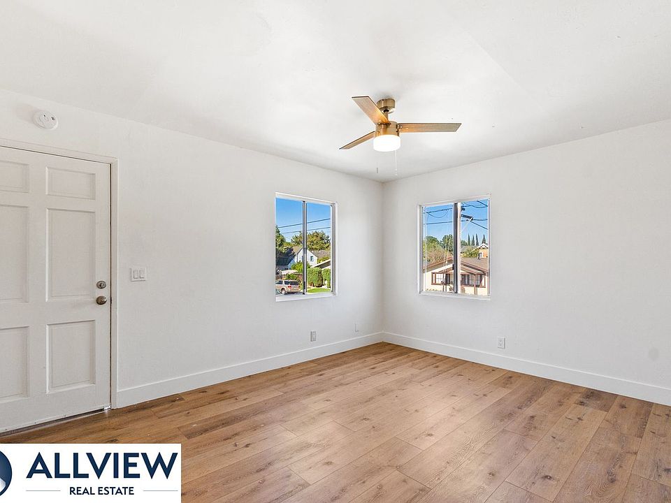 1st image of 452 S Shaffer St #11463066