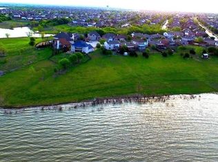 520 Longshore Dr, Little Elm, TX 75068