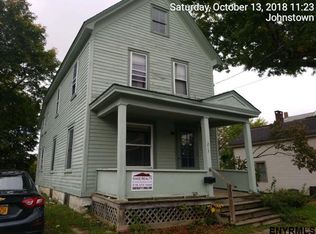 213 Meadow St, Johnstown, NY 12095