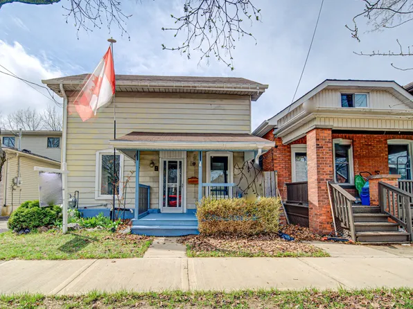 9 Superior St, Brantford, ON N3S 2J9