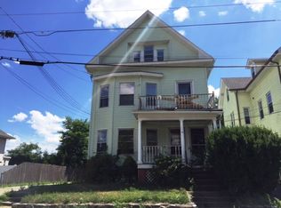 10 Oakland Ave, Cranston, RI 02910