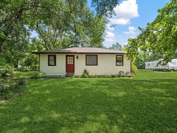 298 County Road 2197, Cleveland, TX 77327