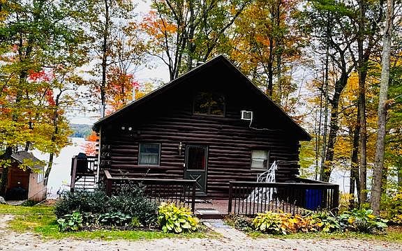 3rd image of 165 Meadow Rd