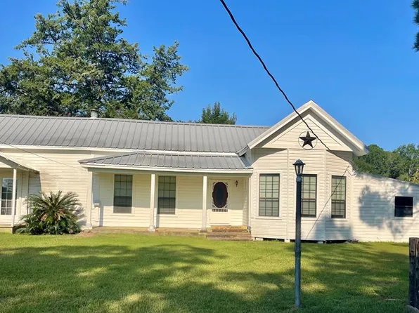 165 370th Spur, Brookeland, TX 75931