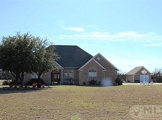 102 County Road 2130, Gainesville, TX 76240