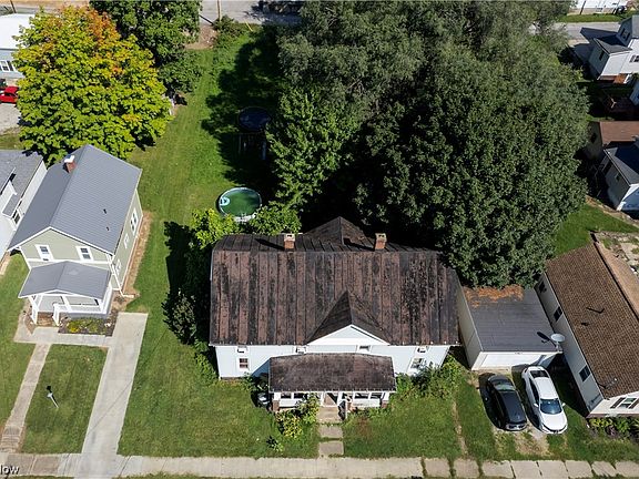 2nd image of 325 W South St