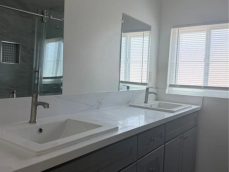8717 Tilmont Ave — Photo 5