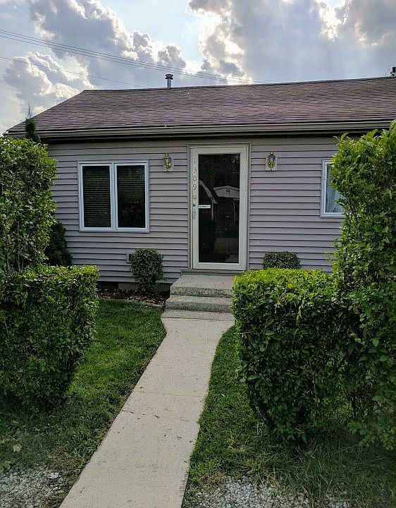 1st image of 1309 S 2nd St