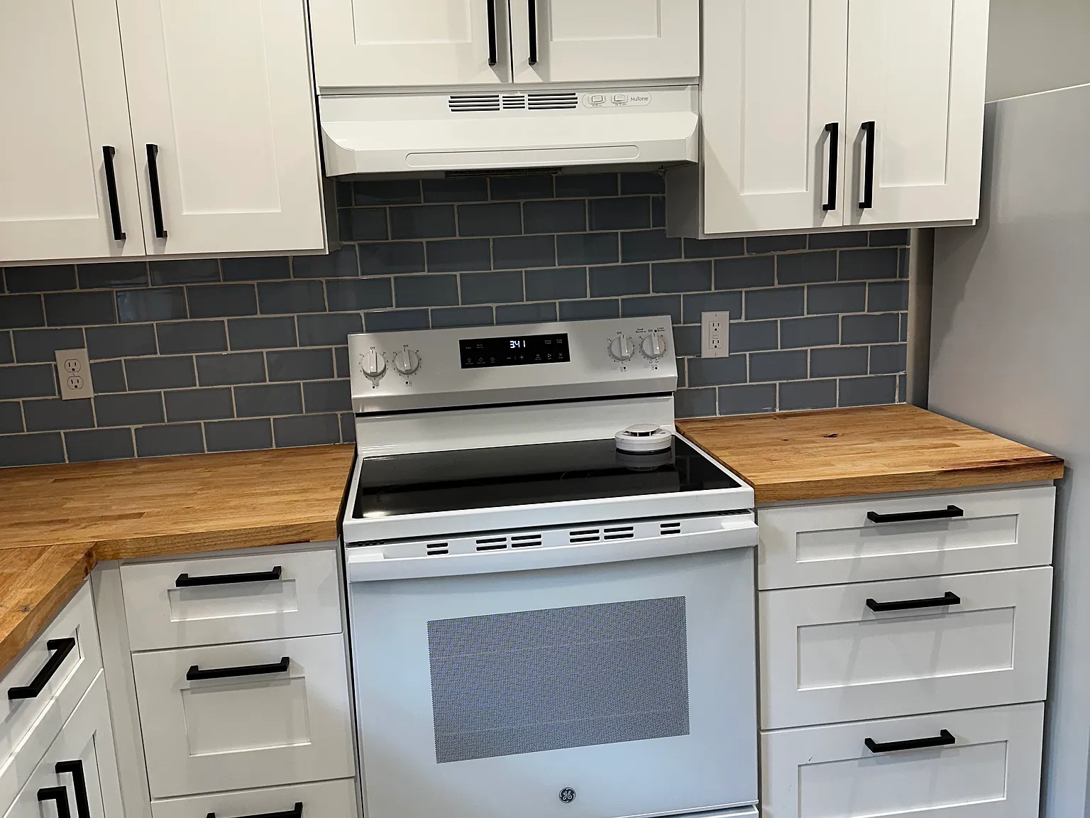 2 bed, 750 sqft, $1,700 — Photo 3