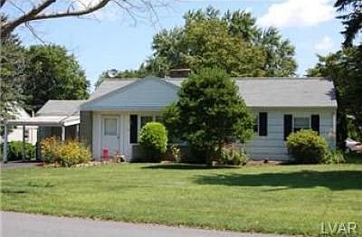 1st image of 16 Old Orchard Dr