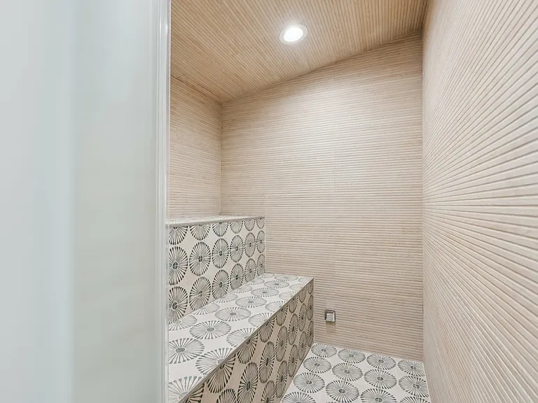 Waterford Point Apartments — Photo 50