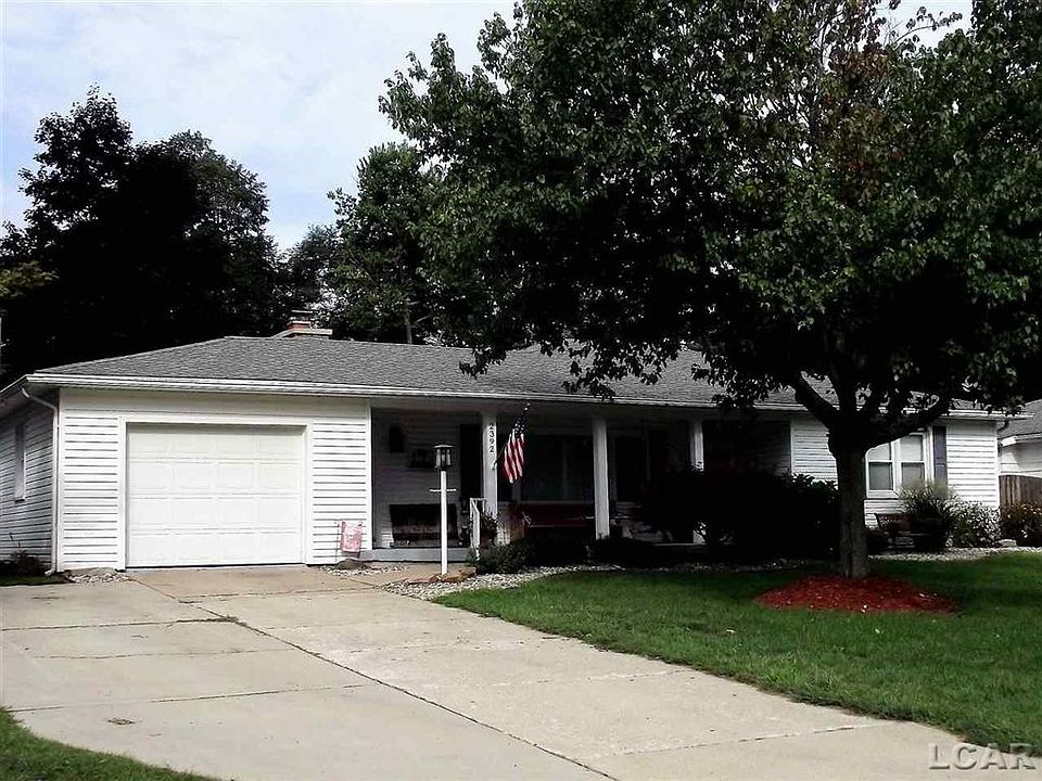 1st image of 2392 Kenwood Dr