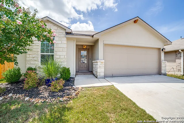 4230 Laterite Trl — Photo 1