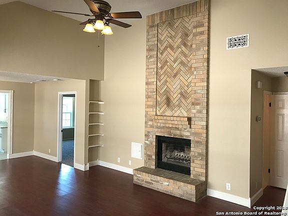 3rd image of 2307 Muddy Peak Dr