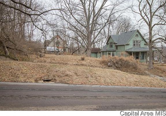 5th image of 307 W Jackson St