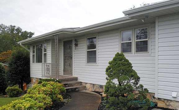 2nd image of 4319 Crestview Dr