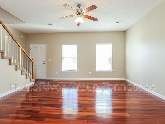 4th image of 427 Tulane Ct