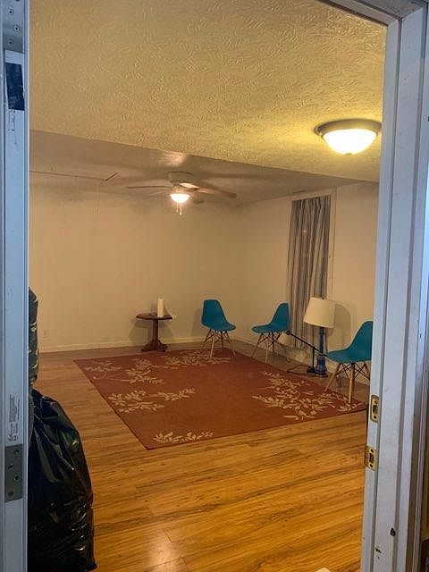 1st image of 1213 1st Ave