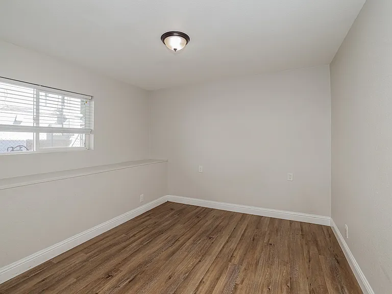 14-photo-Bedroom-