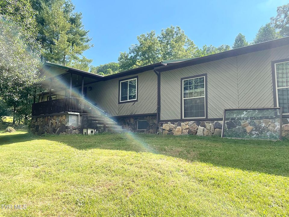 1st image of 3113 Willis Rd