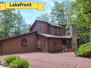 196 King Arthur Rd, Blakeslee, PA 18347