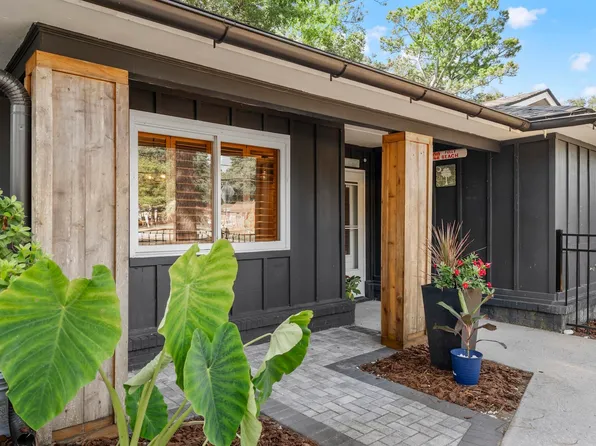 1317 Fort Johnson Rd, Charleston, SC 29412