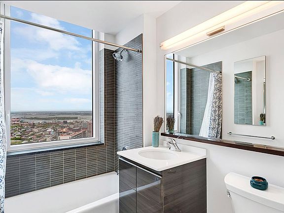 5th image of 66 Rockwell Pl APT 38D