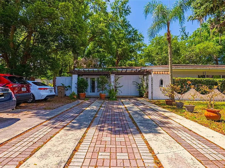 401 Bullard Pkwy — Photo 19