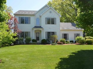 7 Brittany Oaks, Clifton Park, NY 12065