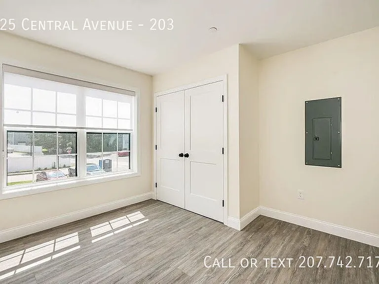 725 Central Ave #203 — Photo 16