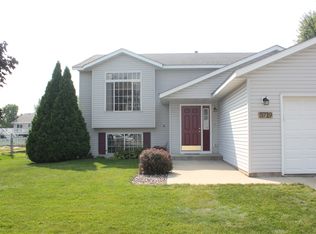 5719 47th Ave NW, Rochester, MN 55901