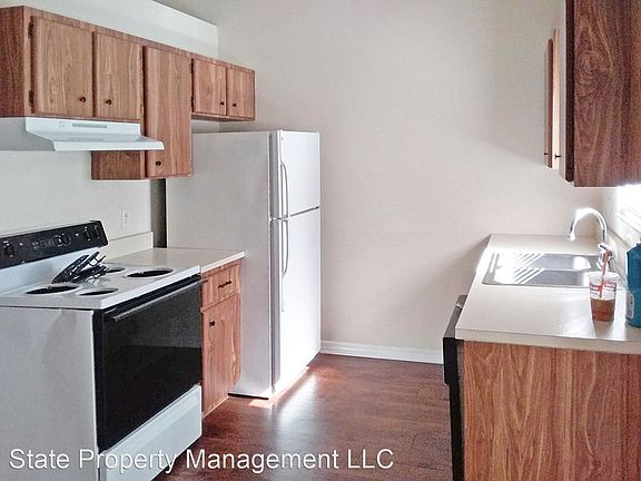 2nd image of 510 SE 11th St APT B