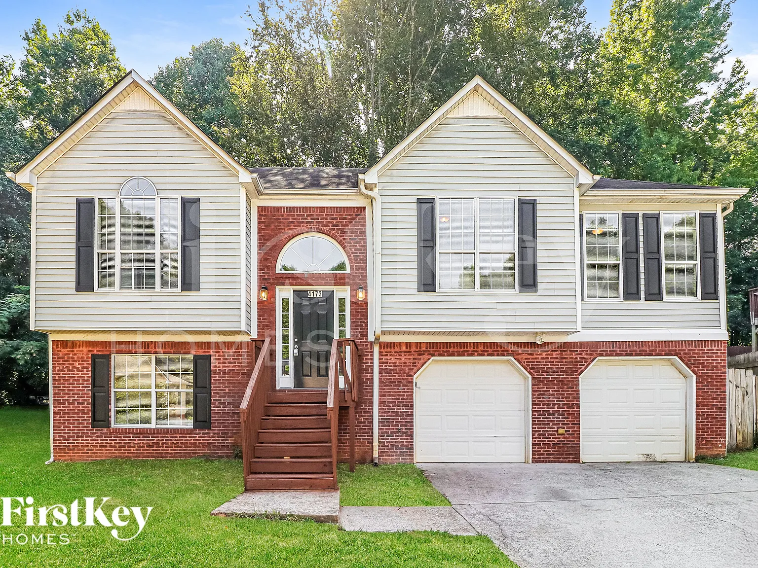 4 bed, 3.0 bath, 1957 sqft, $2,255 — Photo 1