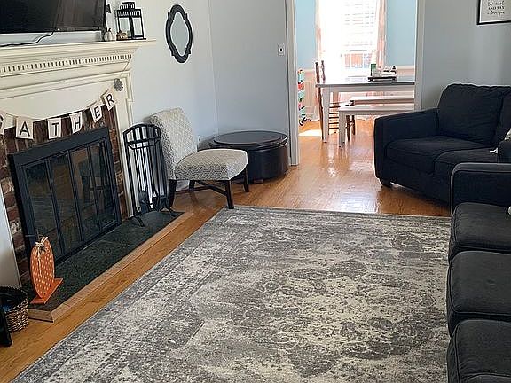 5th image of 908 Sanhill Dr