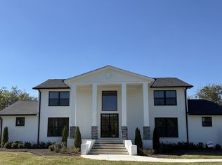 3880 Barfield Crescent Rd, Murfreesboro, TN 37128
