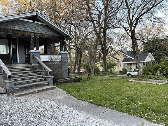 5th image of 2009 Dandridge Ave