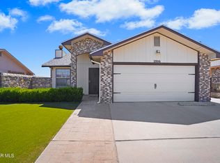 2806 Castle Hill Cir, El Paso, TX 79936