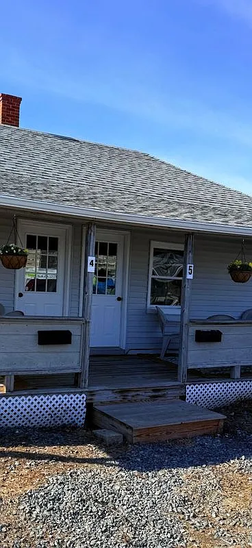 2 bed, 1.0 bath, 550 sqft, $1,800 — Photo 2