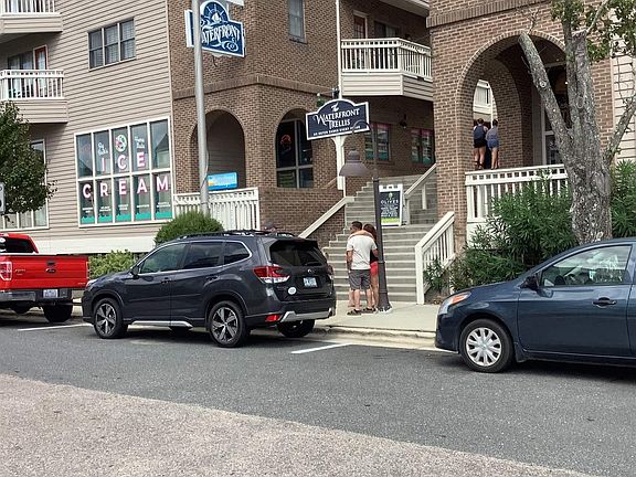 2nd image of 301 John Borden St