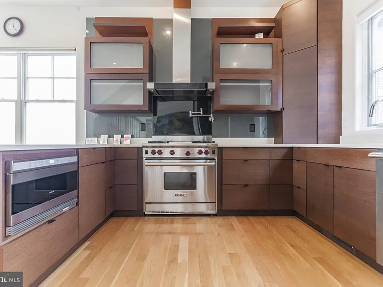 133 Salter St — Photo 13