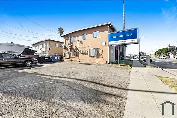 8451 S Normandie Ave #3 — Photo 6