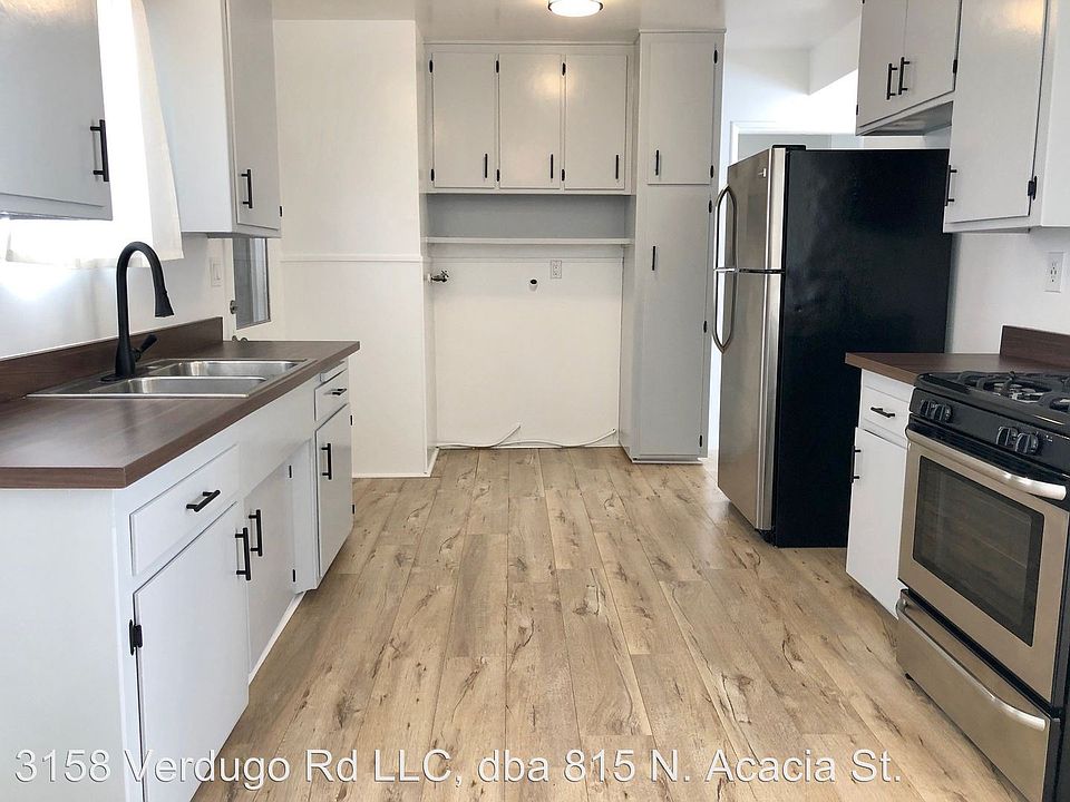 1st image of 819 N Acacia St APT D