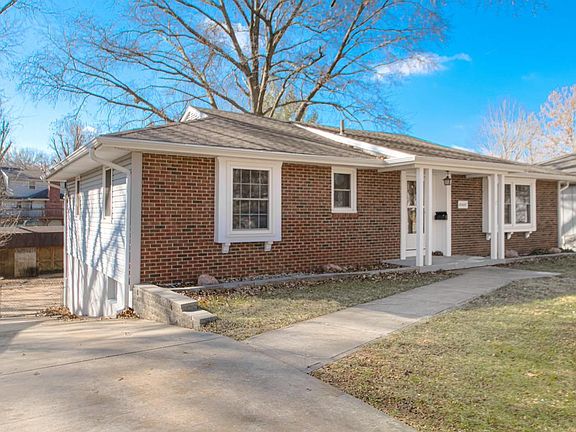 3rd image of 18005 E Redwood Dr