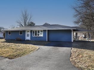 88 Roseen Rd, Holbrook, MA 02343