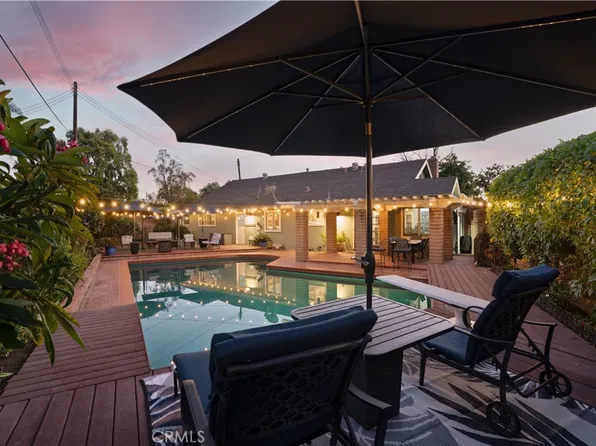 2817 Ridgewood St, Santa Ana, CA 92705
