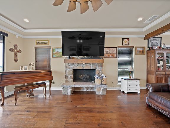 4th image of 100 Shadle Ridge Ct