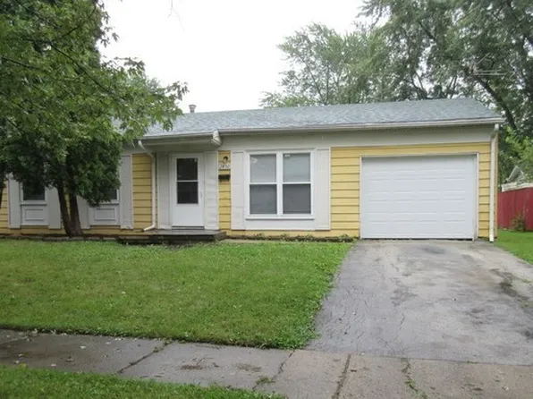 2430 Apache Ave, Sauk Village, IL 60411