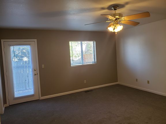 5th image of 1294 Chardonnay Dr Unit A