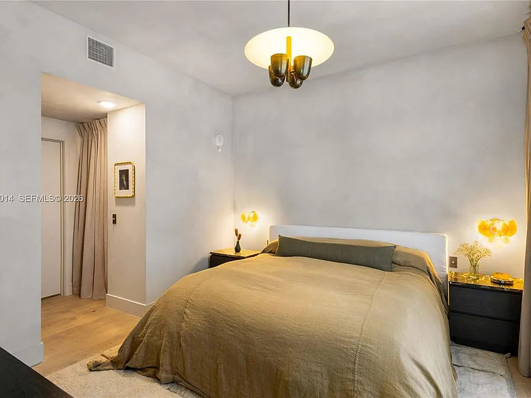 6800 Indian Creek Dr #4D — Photo 23
