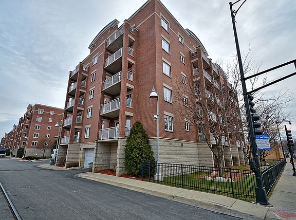 2nd image of 6560 W Diversey Ave APT 517